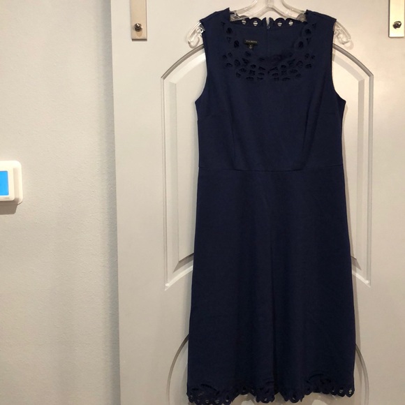 Talbots navy blue battenburg lace neckline dress